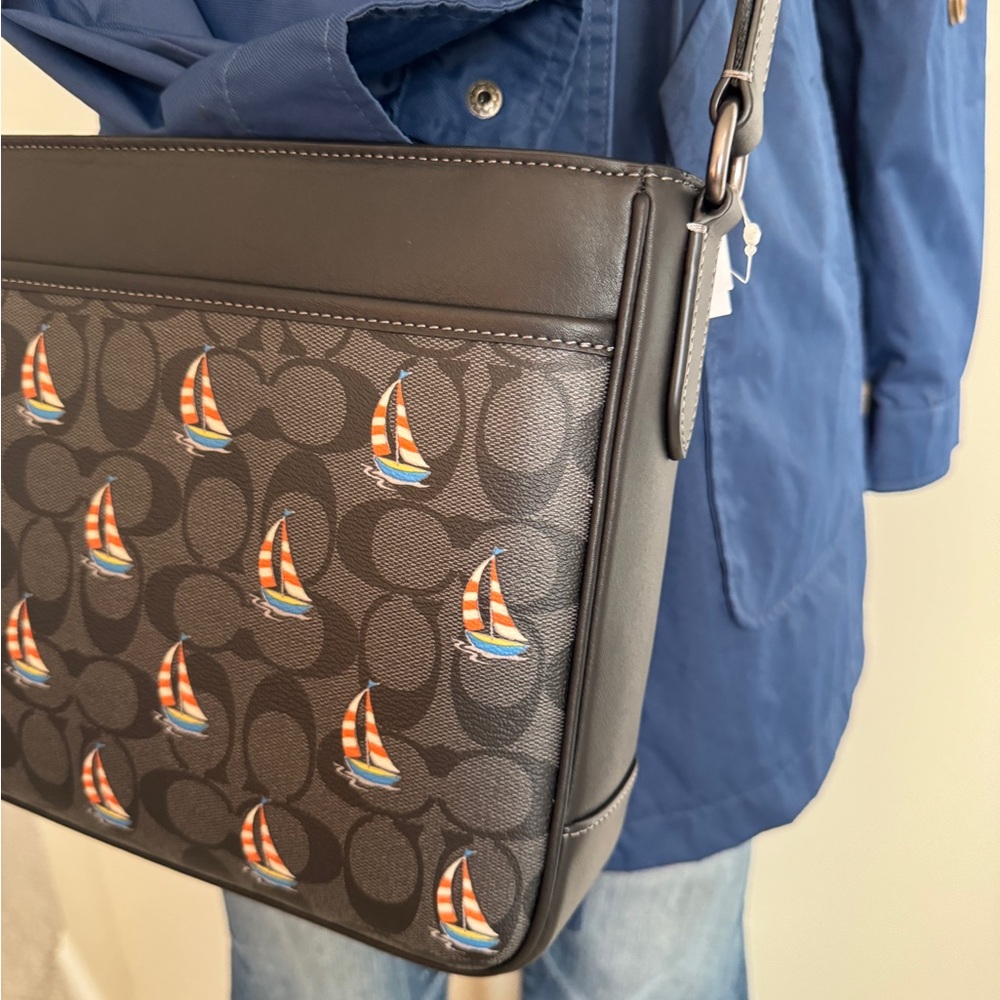 Coach Black Sailboat Print Men's Bag - Picture 9 of 13